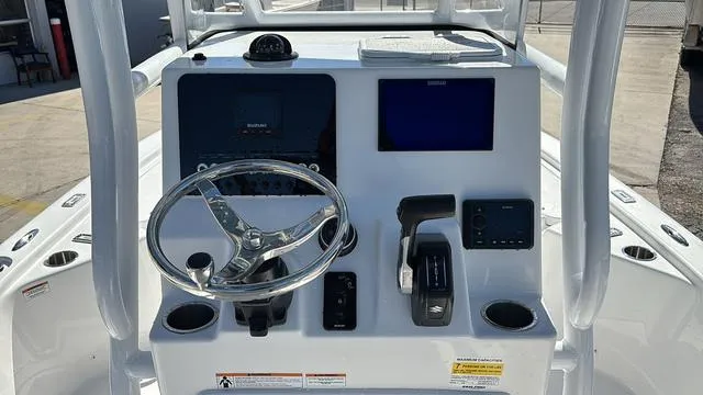Slide: The Image of Sea Pro 210 Bay 2025 - 30