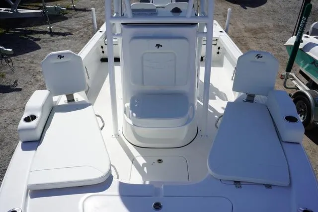 Slide: The Image of Sea Pro 210 Bay 2025 - 4