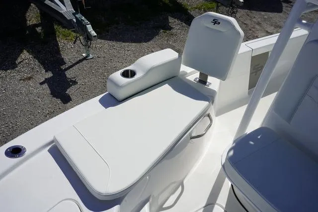 Slide: The Image of Sea Pro 210 Bay 2025 - 5