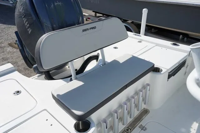 Slide: The Image of Sea Pro 230 Bay 2025 - 16