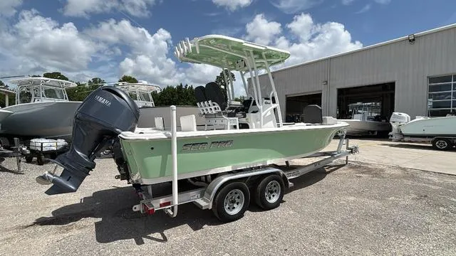 Slide: The Image of Sea Pro 230 Bay 2025 - 30