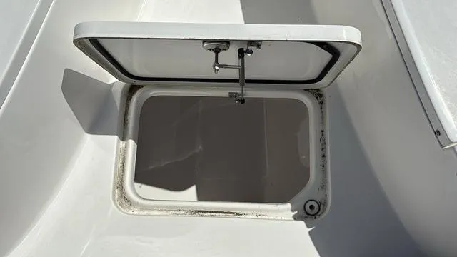 Slide: The Image of Sea Pro 222 Center Console 2025 - 20