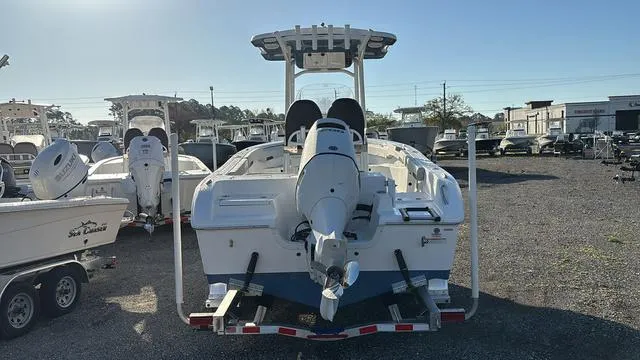 Slide: The Image of Sea Pro 222 Center Console 2025 - 3