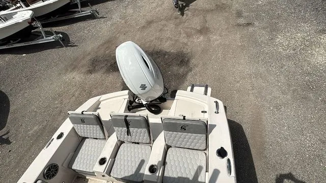 Slide: The Image of Carolina 22 Ultra Elite 2025 - 9