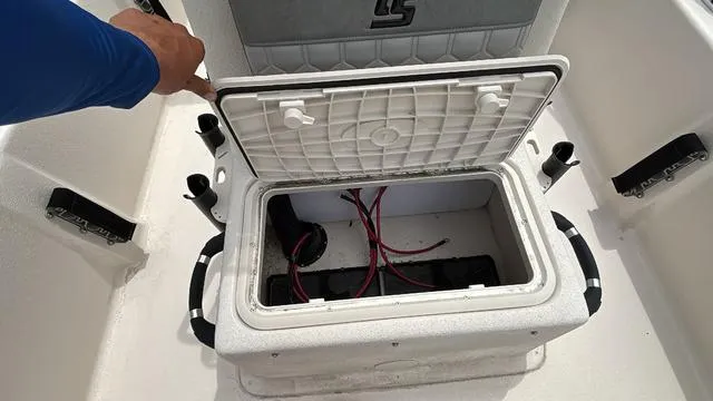 Slide: The Image of Carolina E16 JVX 2025 - 8