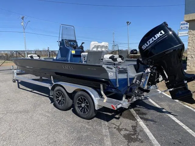 Slide: The Image of Excel Bay Pro Elite 220 2025 - 3