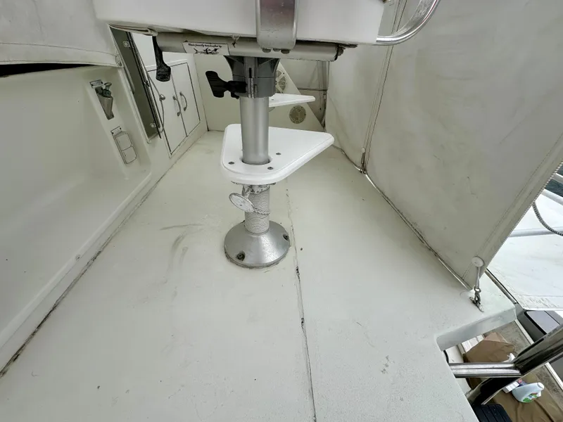 Slide: The Image of Hatteras 46 Convertible 1994 - 54