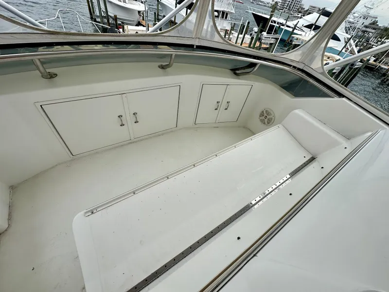 Slide: The Image of Hatteras 46 Convertible 1994 - 58