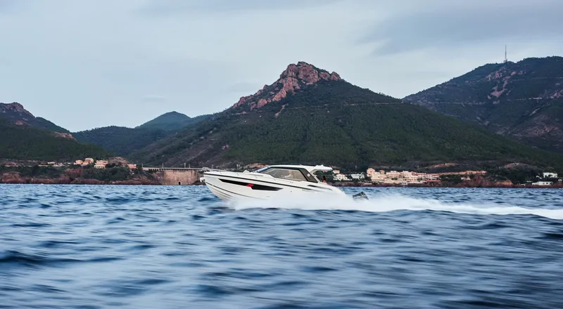 Slide: The Image of Skamander Sorrento 2025 - 98