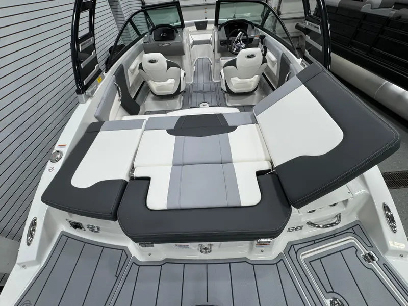 Slide: The Image of Simrad display on 2025 Chaparral 21 SSi boat dashboard. - 8