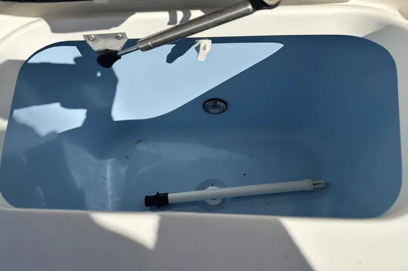 Slide: The Image of Boston Whaler 180 Dauntless 2013 - 9