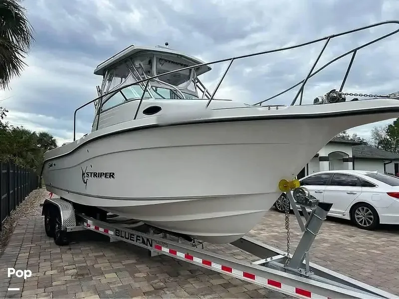Slide: The Image of 2005 Seaswirl 2601 WA Striper for sale in Naples, FL - 1