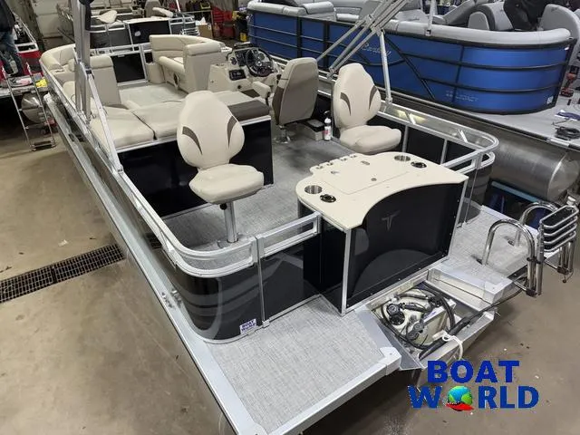 Slide: The Image of 2025 Tahoe Sport 2385 Rear Fish pontoon boat with Honda 4-Stroke EFI engine. - 41