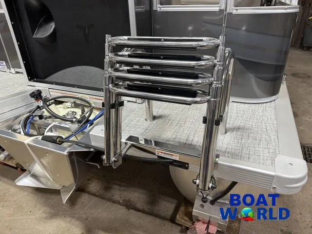 Slide: The Image of 2025 Tahoe Sport 2385 Rear Fish boat with Honda 4-Stroke EFI engine, featuring a foldable ladder. - 36