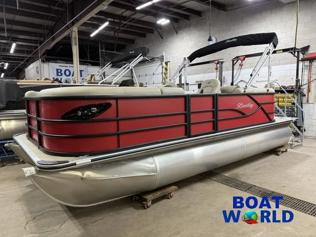 Slide: The Image of Bentley Pontoons Legacy 200 Navigator Quad Lounge & Honda 4-Stroke 2025 - 33