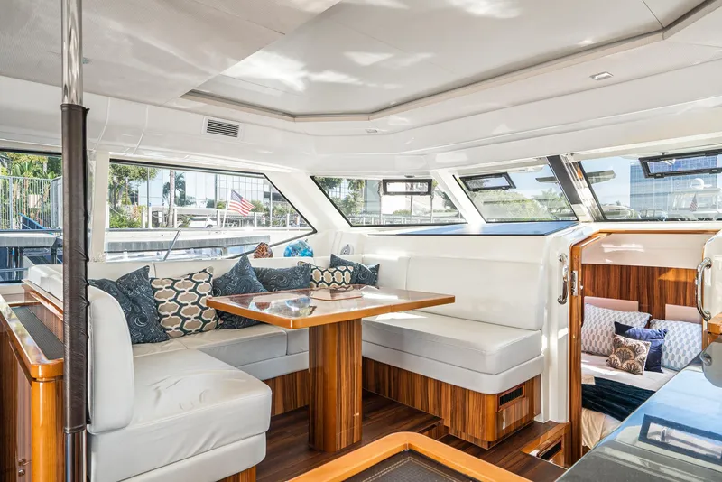 Slide: The Image of Salon Seating Area - 12