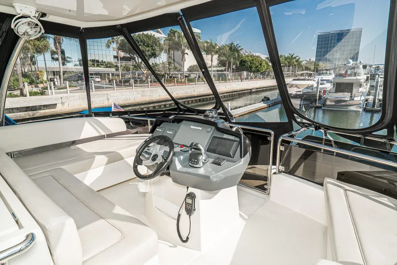 Slide: The Image of Flybridge Helm Station - 20