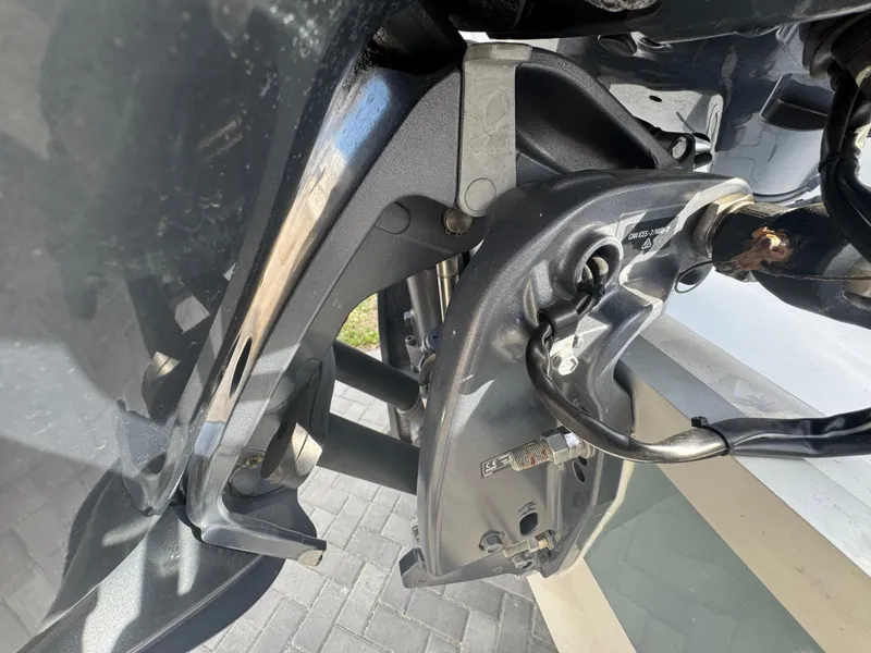 Slide: The Image of Close-up of 2019 Sea Hunt 235 SE boat engine components. - 18