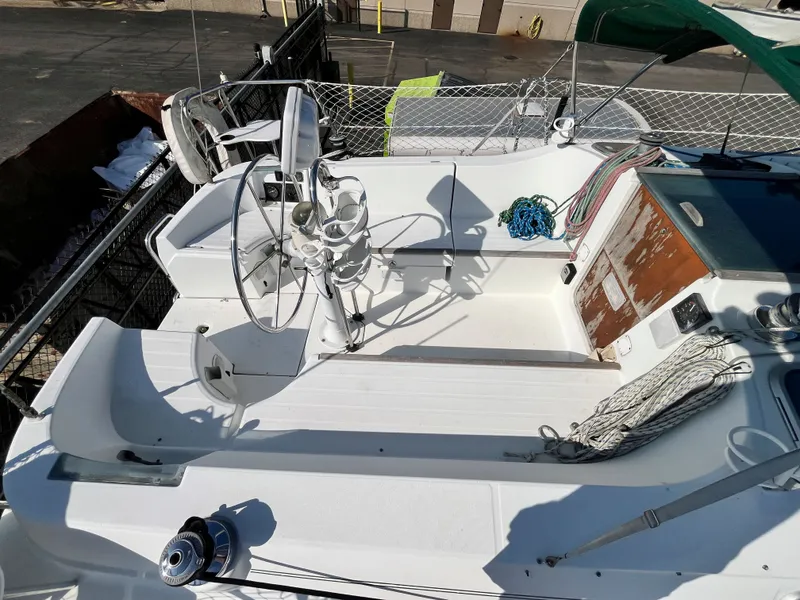 Slide: The Image of Beneteau Oceanis 321 1995 - 16