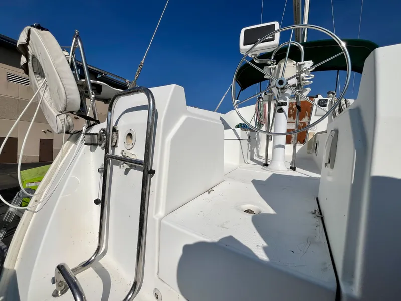 Slide: The Image of Beneteau Oceanis 321 1995 - 25