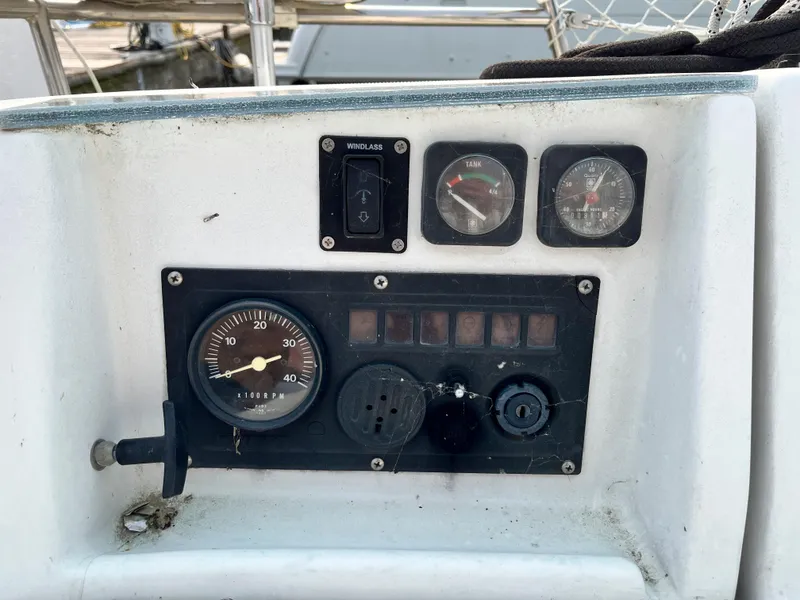 Slide: The Image of Beneteau Oceanis 321 1995 - 36