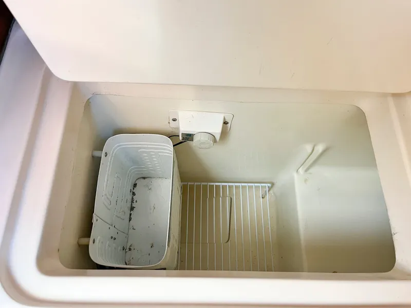 Slide: The Image of Beneteau Oceanis 321 1995 - 56