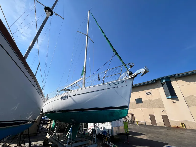 Slide: The Image of Beneteau Oceanis 321 1995 - 7