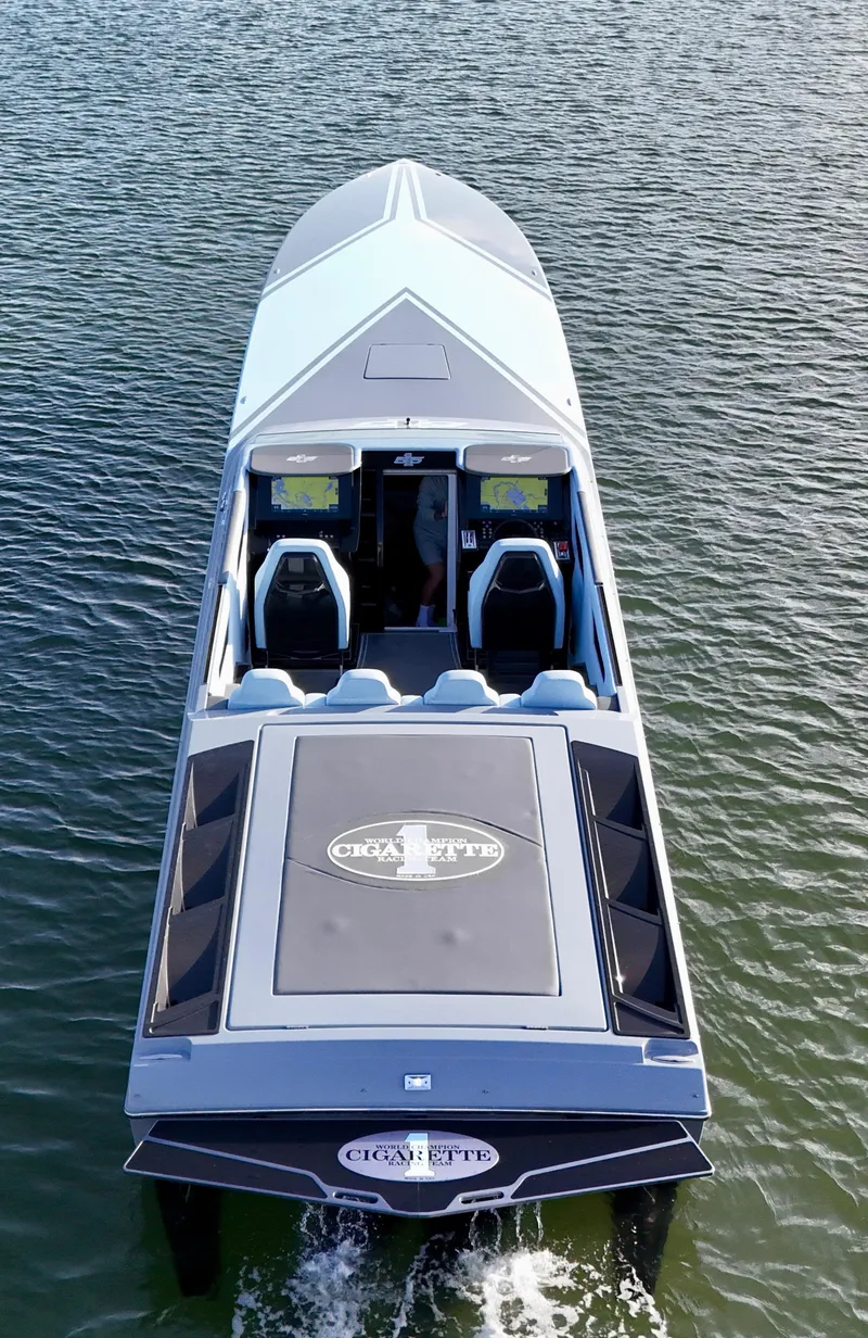 Slide: The Image of Cigarette 515 2023 - 21