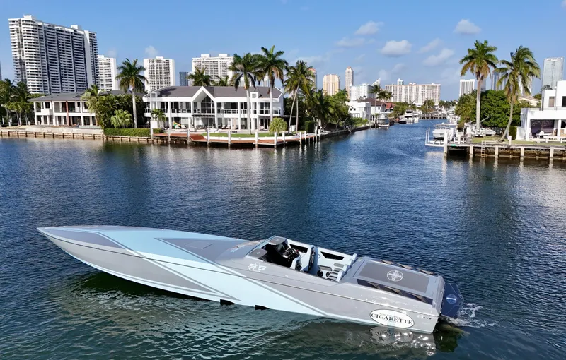 Slide: The Image of Cigarette 515 2023 - 4