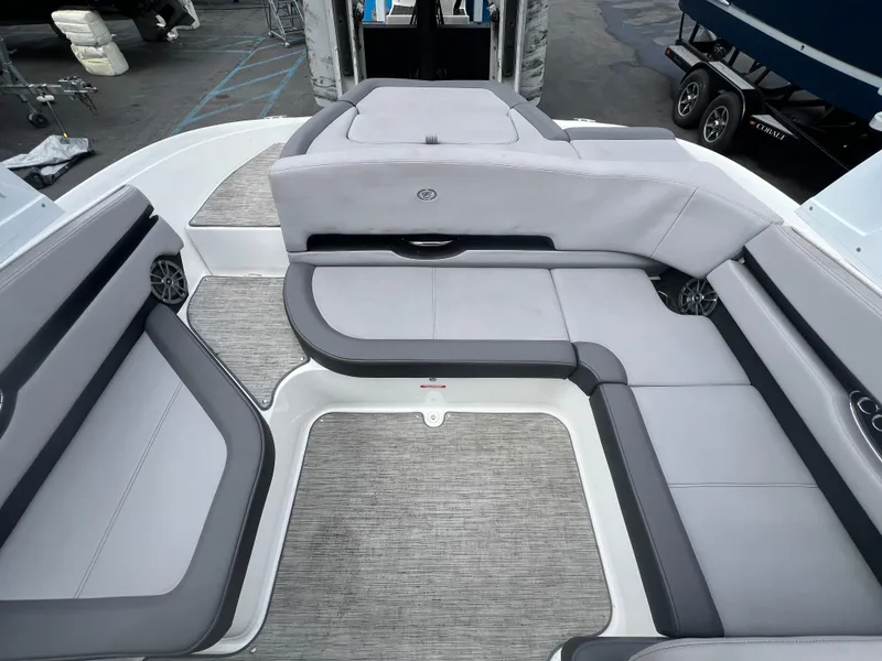 Slide: The Image of Cobalt CS23 Surf 2023 - 11