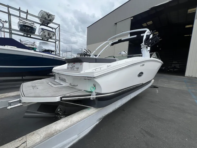 Slide: The Image of Cobalt CS23 Surf 2023 - 7