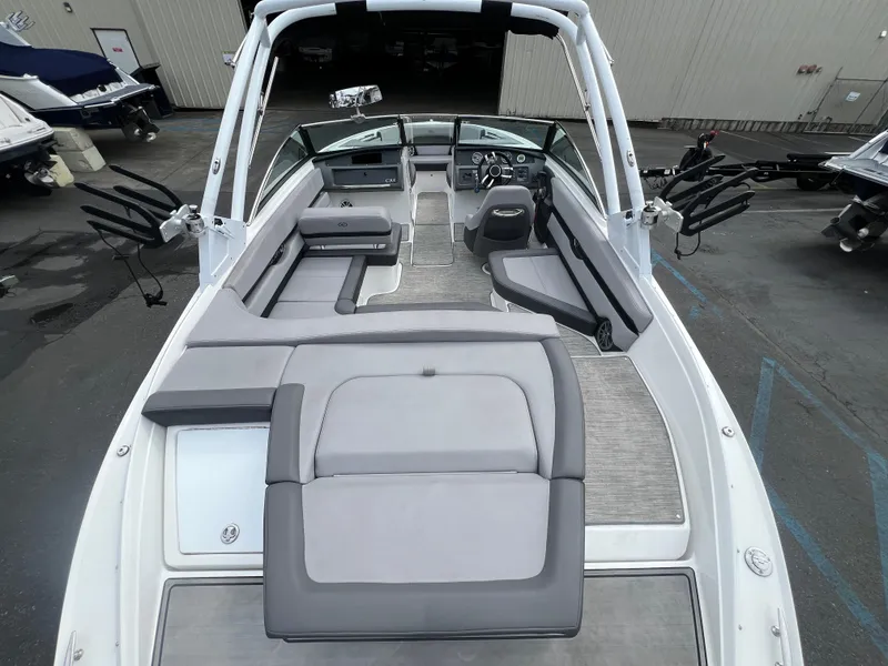 Slide: The Image of Cobalt CS23 Surf 2023 - 8