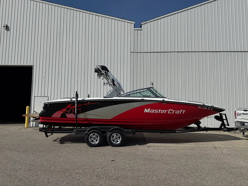 Slide: The Image of MasterCraft X55 2012 - 1