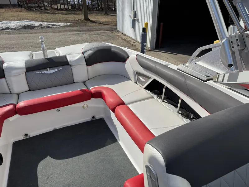 Slide: The Image of MasterCraft X55 2012 - 14