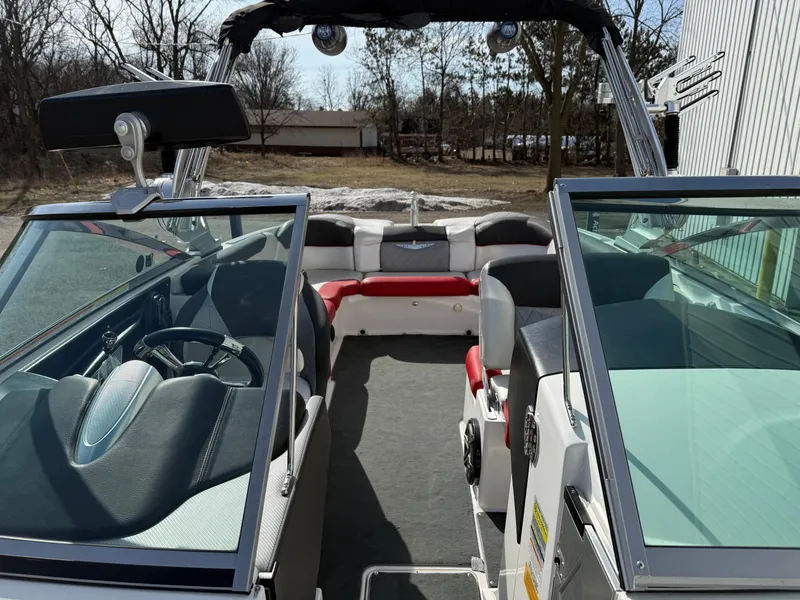 Slide: The Image of MasterCraft X55 2012 - 16