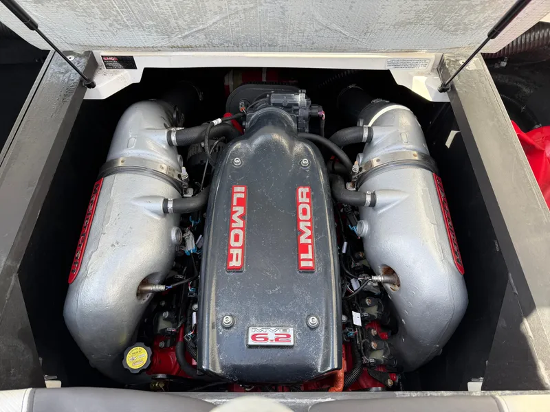 Slide: The Image of MasterCraft X55 2012 - 18