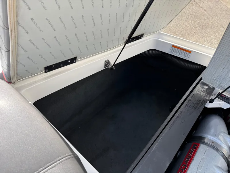 Slide: The Image of MasterCraft X55 2012 - 19