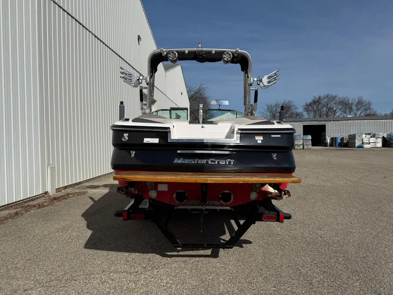 Slide: The Image of MasterCraft X55 2012 - 4