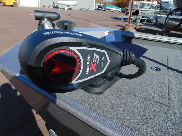 Slide: The Image of 2025 Crestliner 1700 Ridge boat featuring a MotorGuide X3 trolling motor. - 6