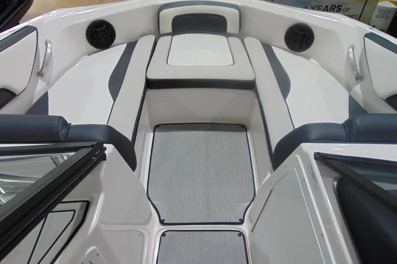 Slide: The Image of 2025 Yamaha Boats AR195 interior with sleek seating and modern design. - 14