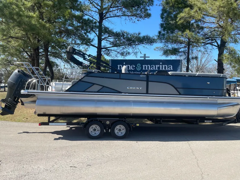 The Image of Crest Classic 240 SLSC 2025 - 1