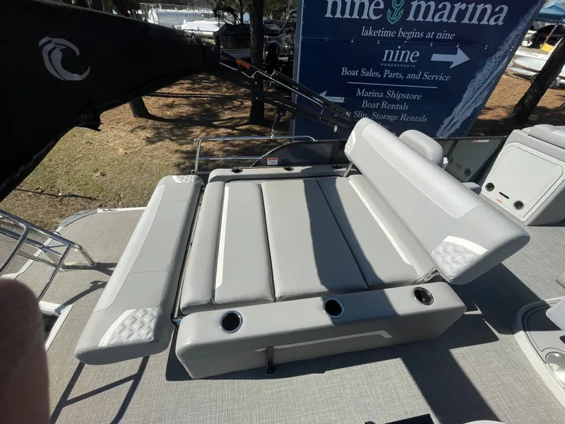 Slide: The Image of Crest Classic 240 SLSC 2025 - 16