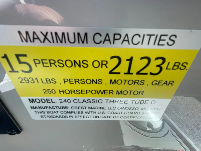 Slide: The Image of Crest Classic 240 SLSC 2025 - 2