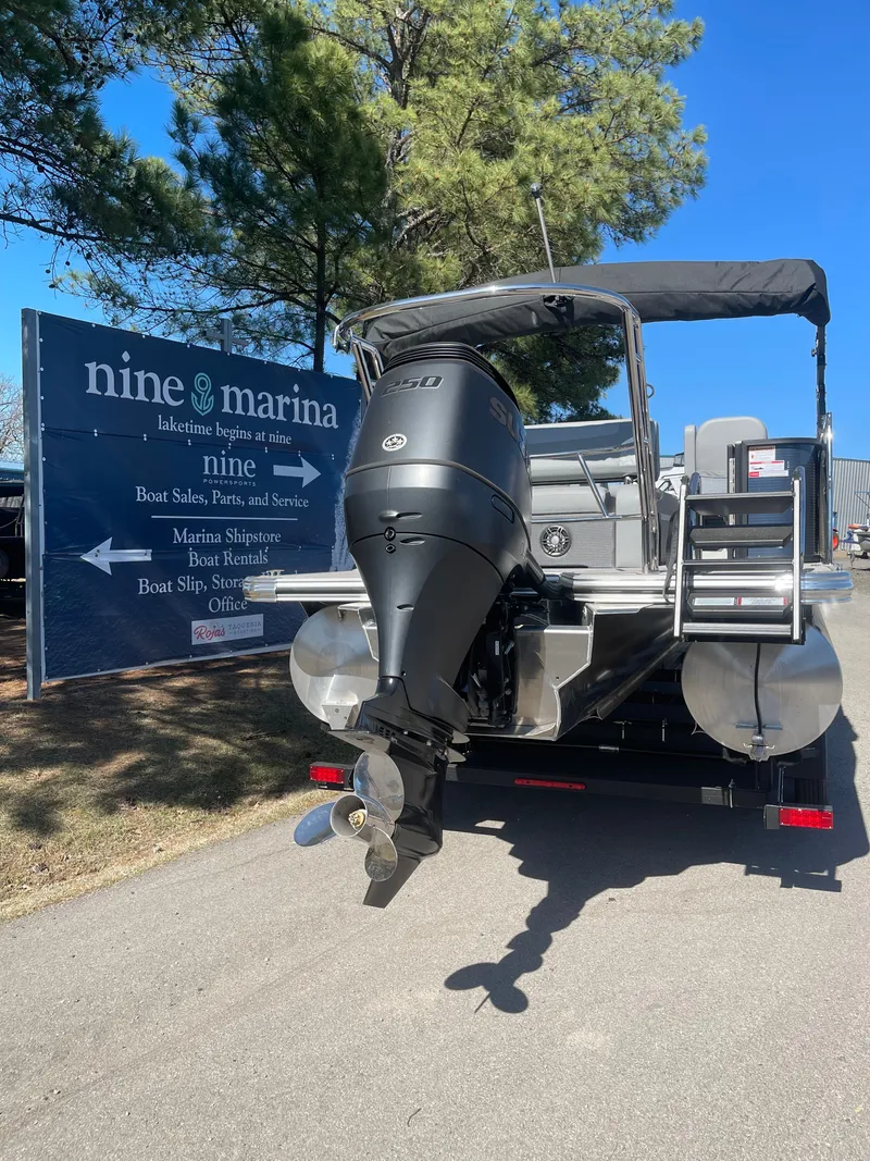 Slide: The Image of Crest Classic 240 SLSC 2025 - 7