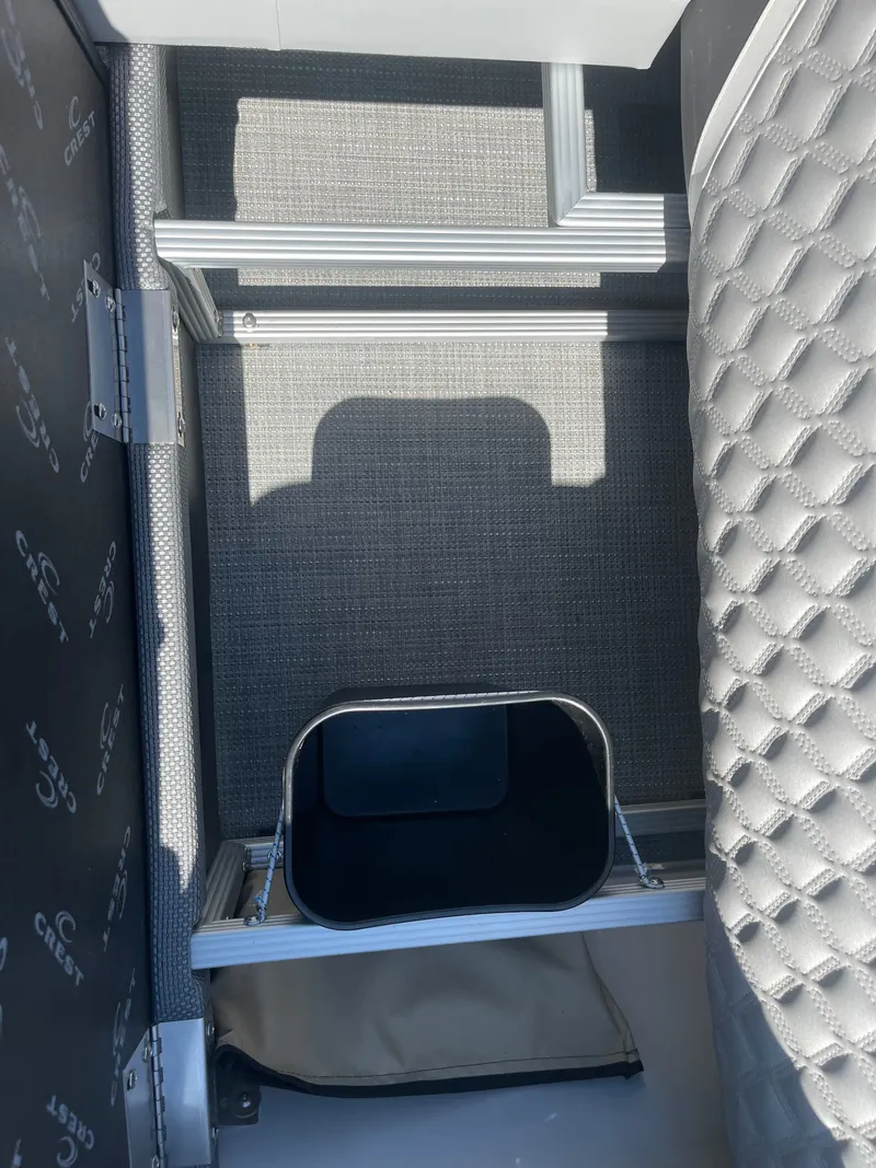 Slide: The Image of Crest Classic 240 SLSC 2025 - 9