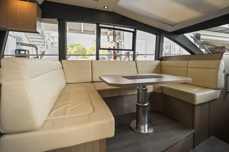 Slide: The Image of Sealine C430 2022 - 12