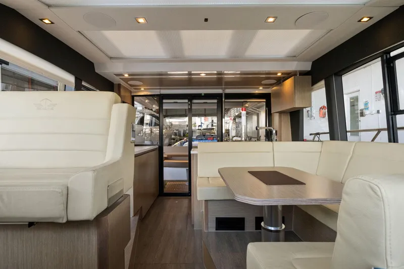 Slide: The Image of Sealine C430 2022 - 13