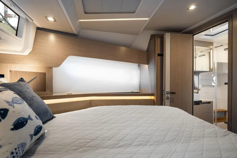 Slide: The Image of Sealine C430 2022 - 23