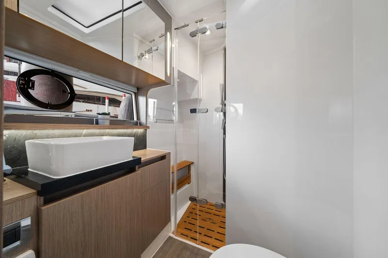 Slide: The Image of Sealine C430 2022 - 25