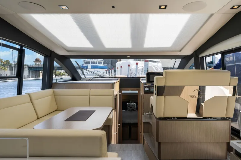 Slide: The Image of Sealine C430 2022 - 33